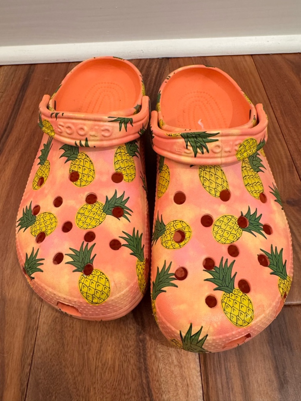 CROCS Pineapple Print Orange-Pink Classic Clog